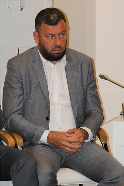 Виктор Царану